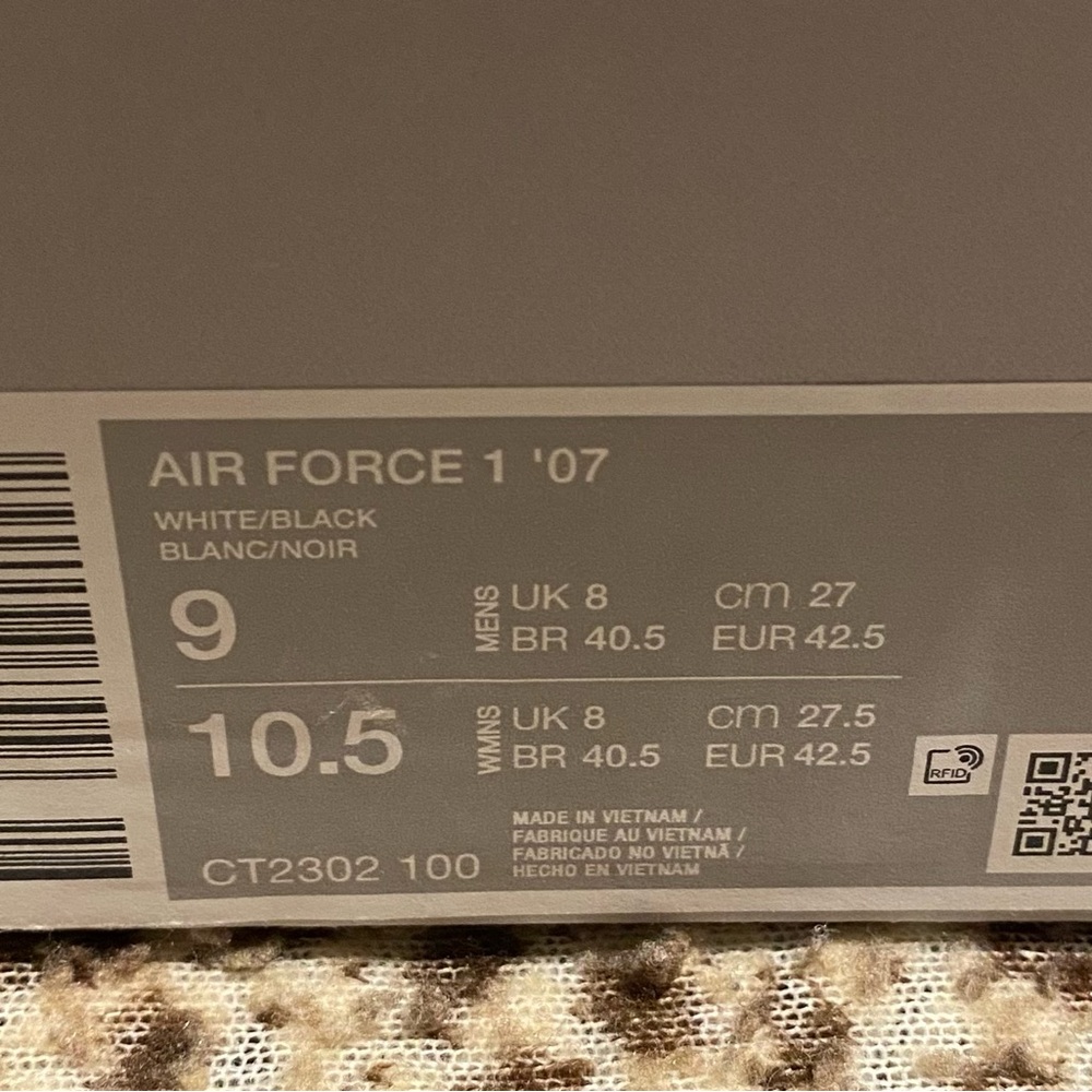 Nike Air Force 1 White with Black Swoosh - Picture 9 of 9